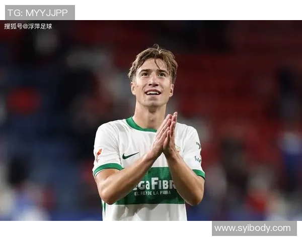 如何在众多知名足球球星中理性选择最适合自己的理想偶像